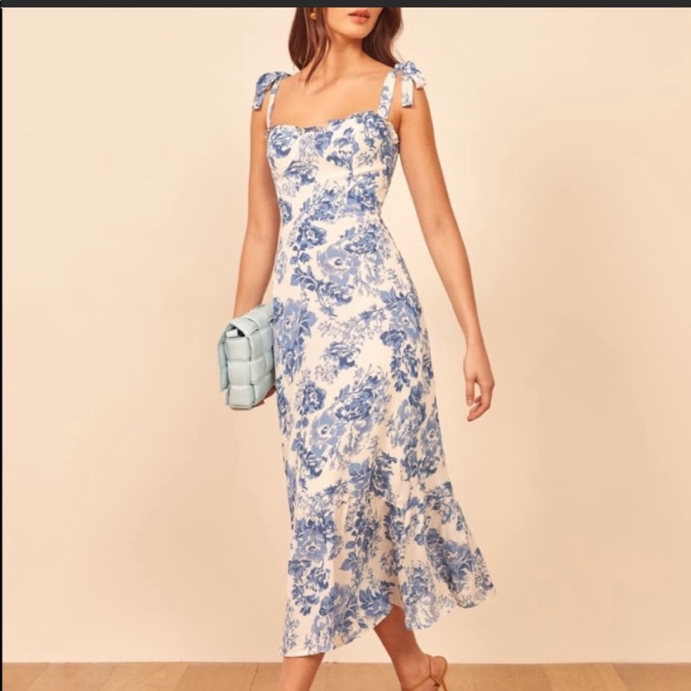 REFORMATION NIKITA DRESS (sold out). worn once or twice - in perfect condition